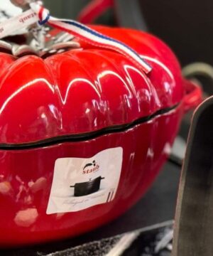 Cast Iron Tomato Cocotte - Cherry (9.5in/3qt)