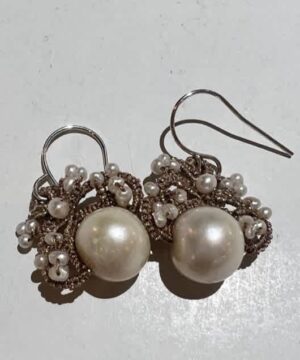Gill Earrings - Pearl and Gold
